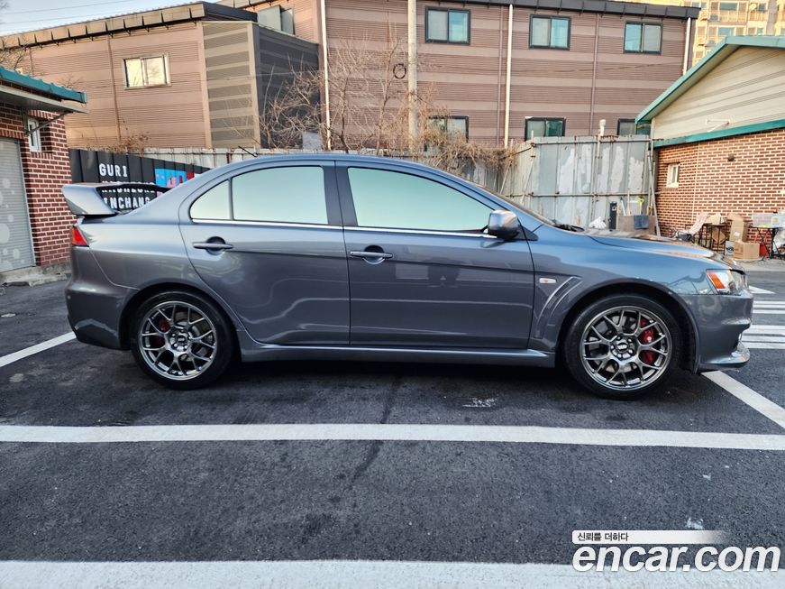 Mitsubishi Lancer Evolution 2009