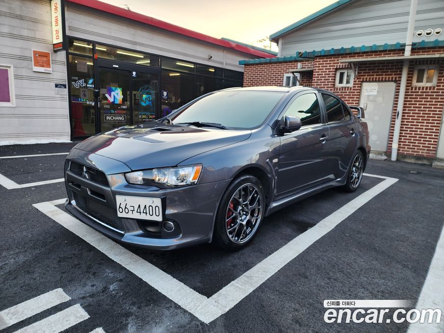 Mitsubishi Lancer Evolution 2009