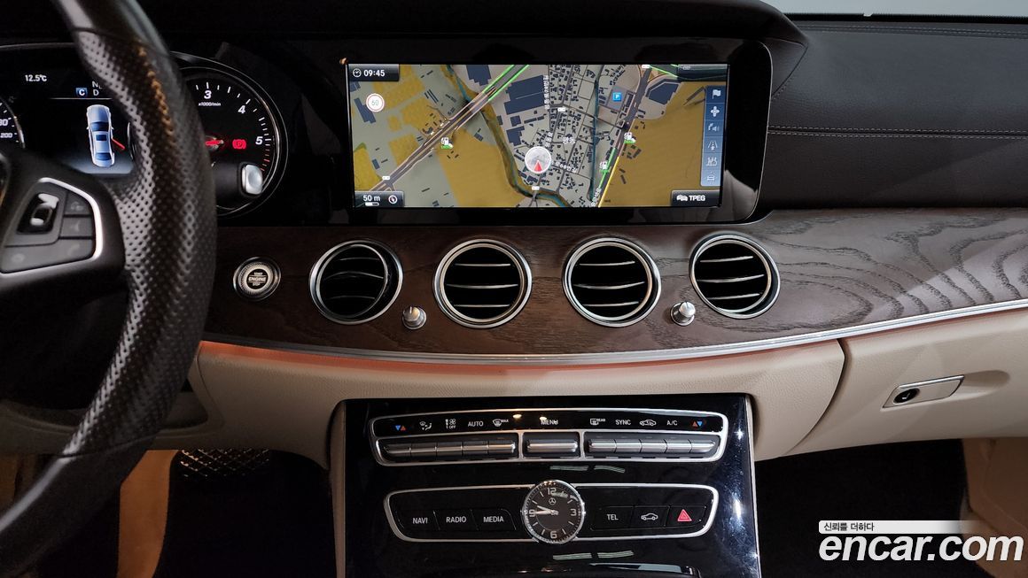 Mercedes-Benz E-Class 2017