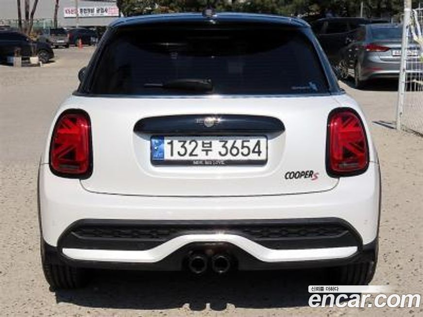 Mini Cooper 2024