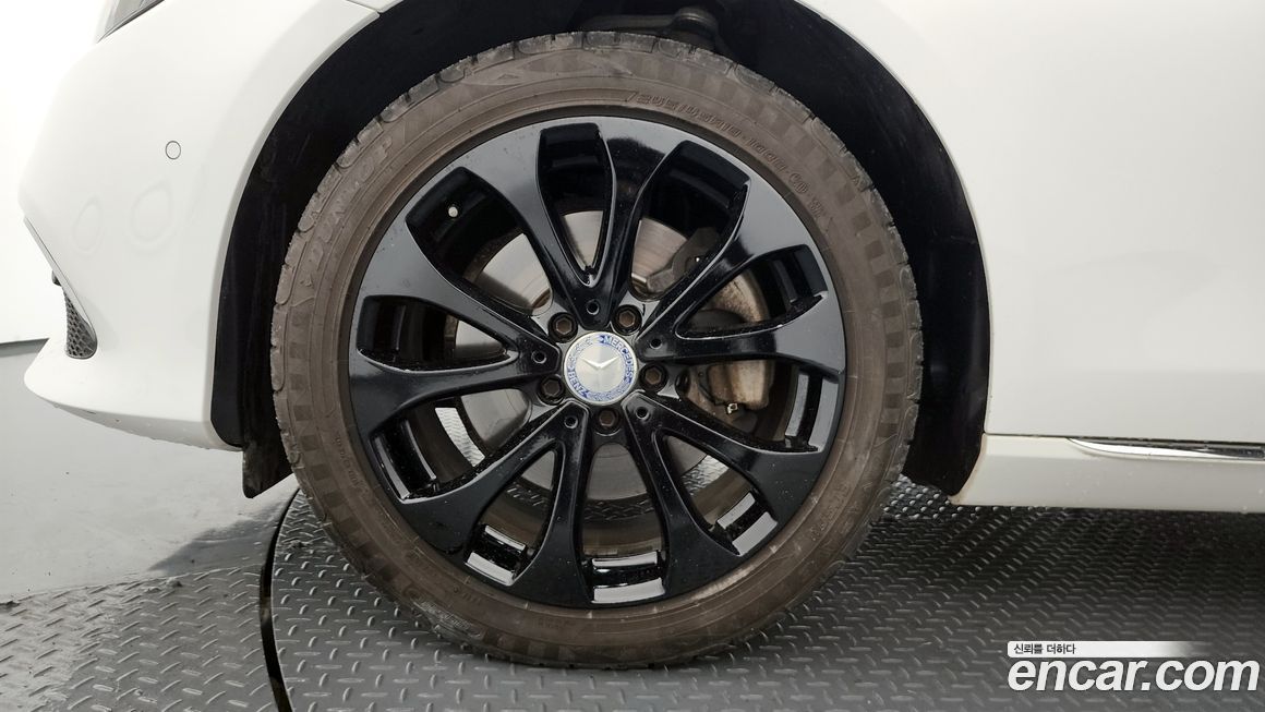 Mercedes-Benz E-Class 2017