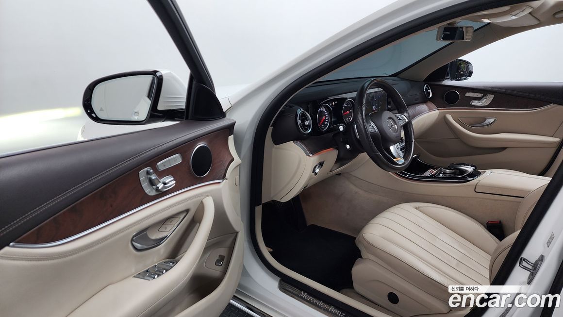 Mercedes-Benz E-Class 2017