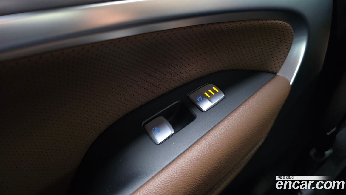 Genesis G70 2020