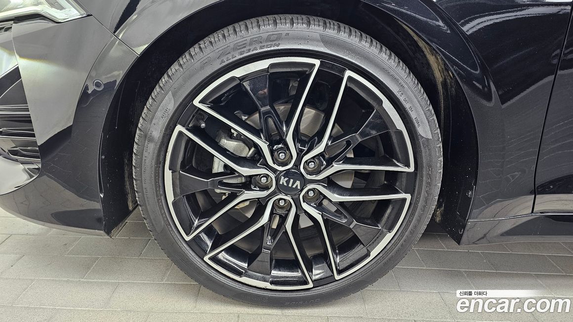 Kia K5 2021