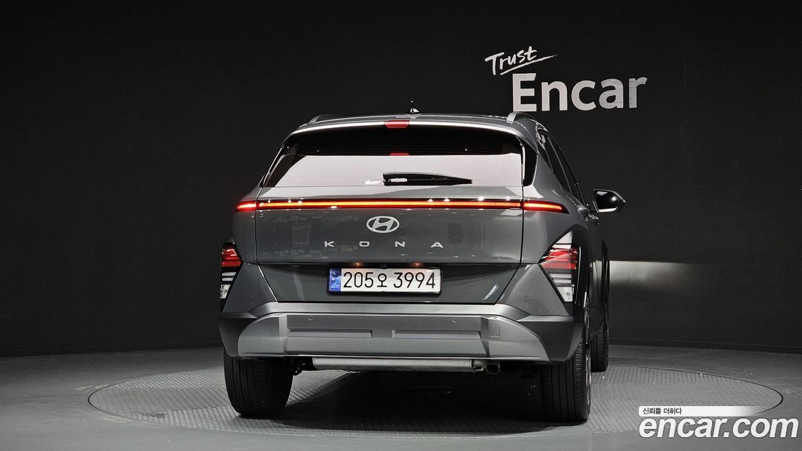 Hyundai Kona 2025