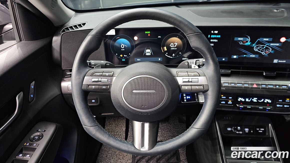 Hyundai Kona 2025