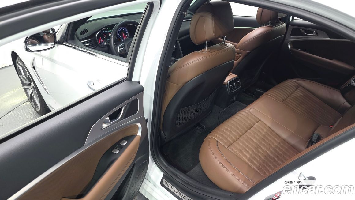 Genesis G70 2020