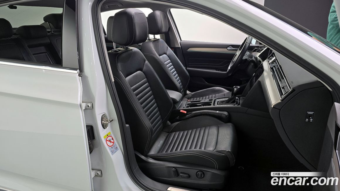 Volkswagen Passat 2021