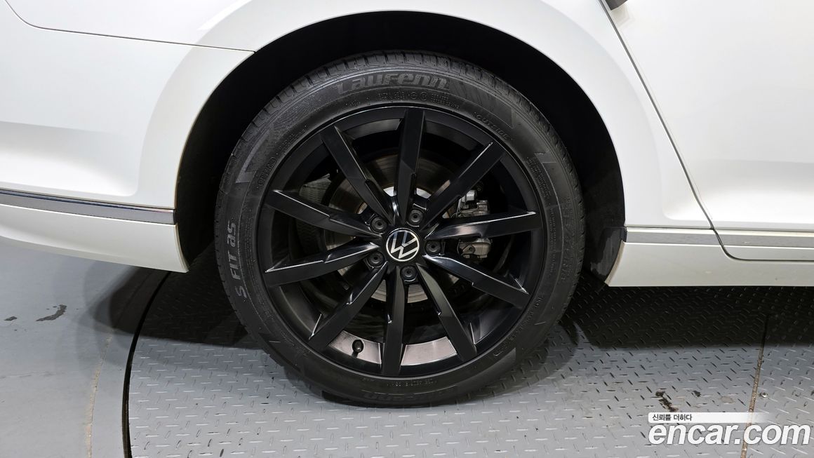 Volkswagen Passat 2021