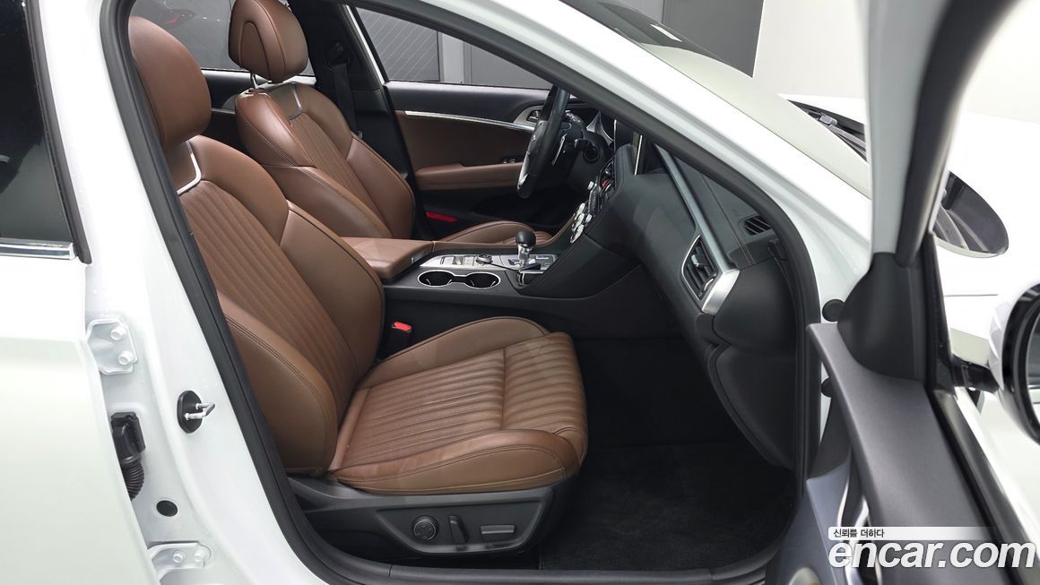 Genesis G70 2020