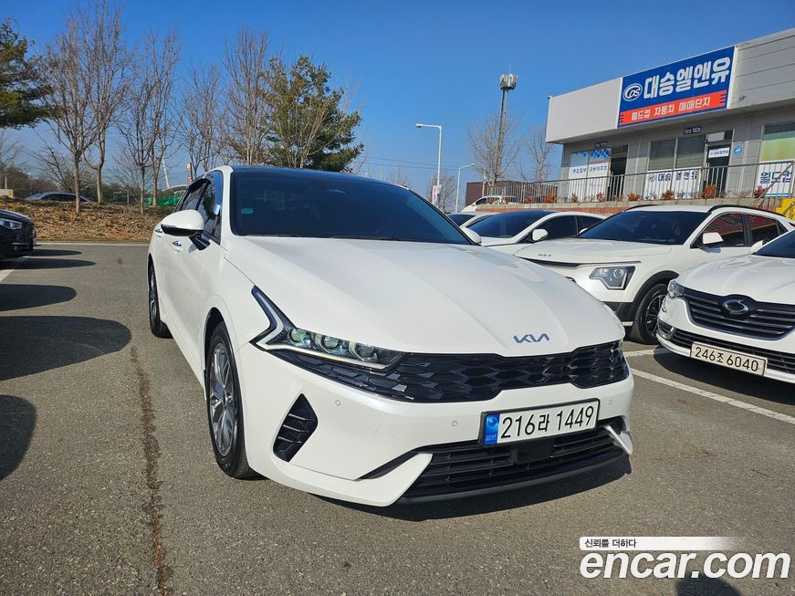 Kia K5 2023