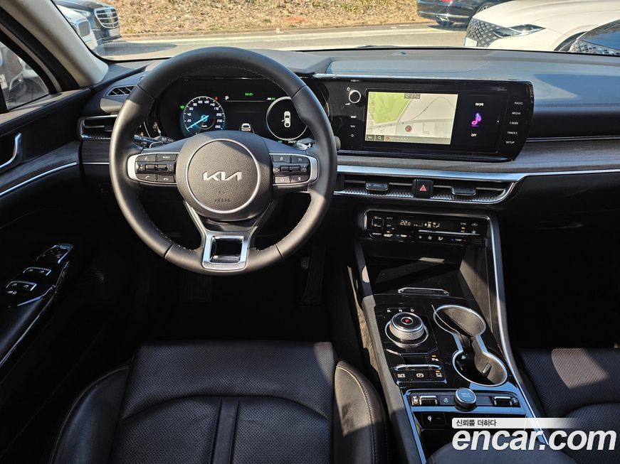 Kia K5 2023