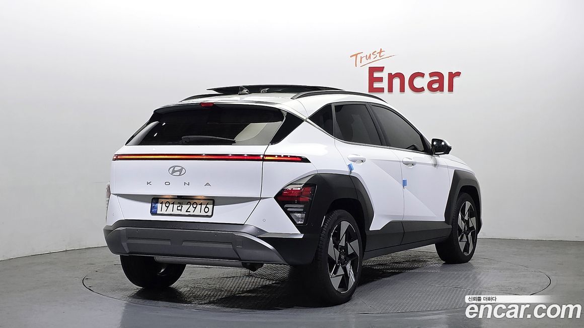 Hyundai Kona 2025