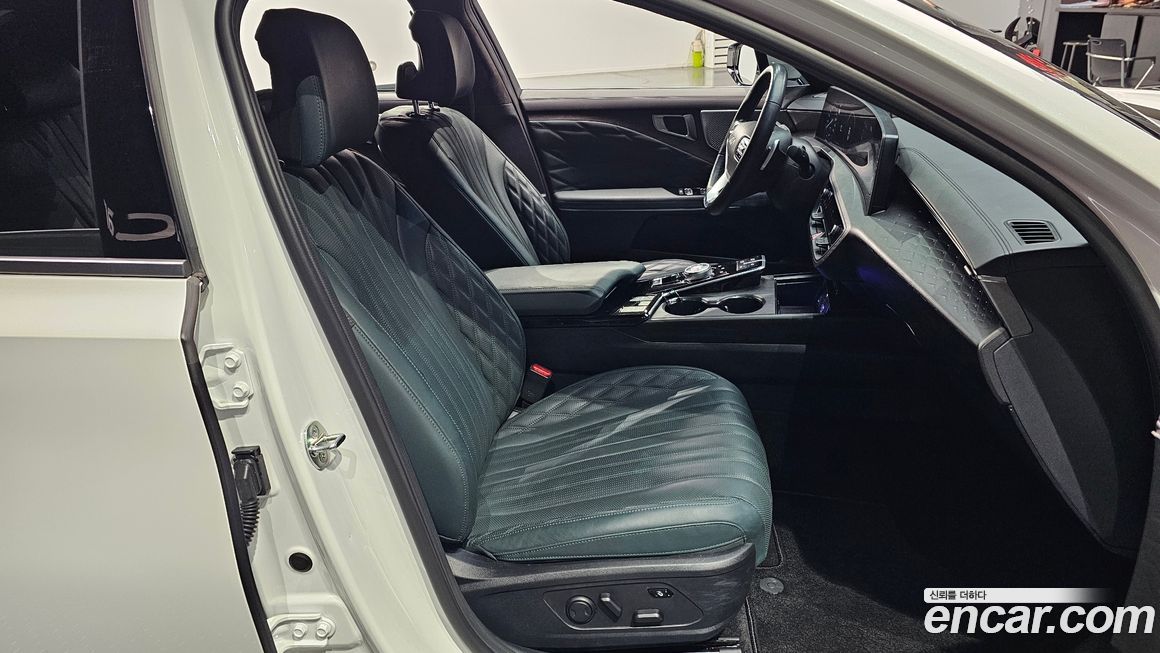 Kia K8 2023