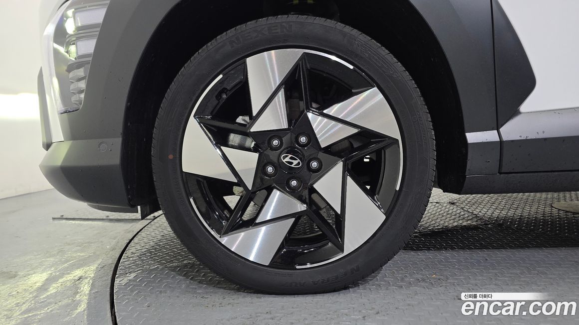 Hyundai Kona 2025