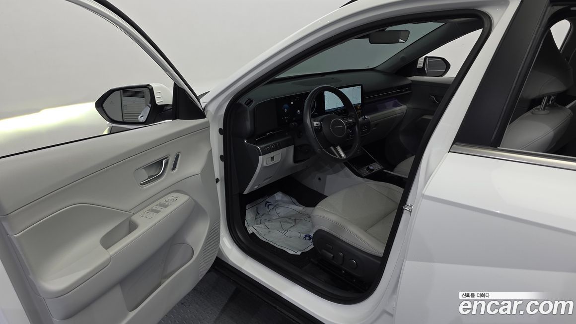 Hyundai Kona 2025