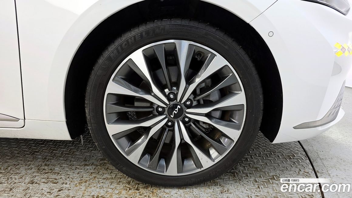 Kia K8 2024