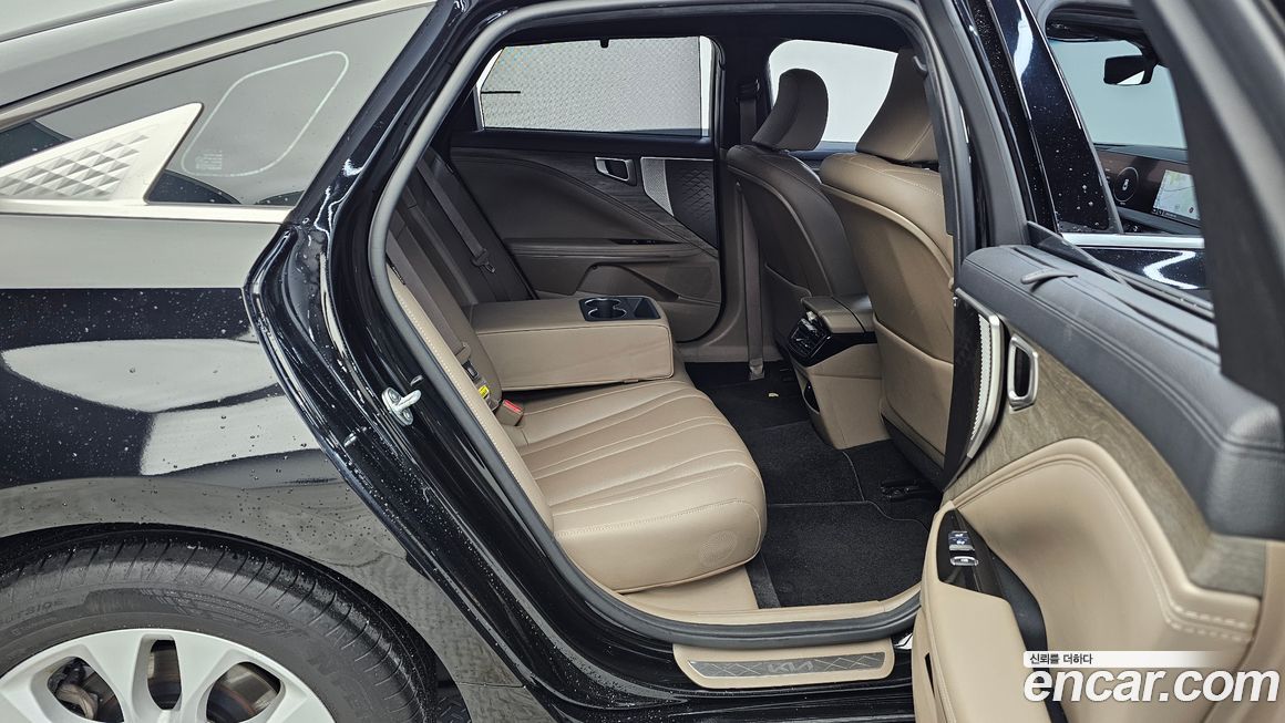 Kia K8 2023