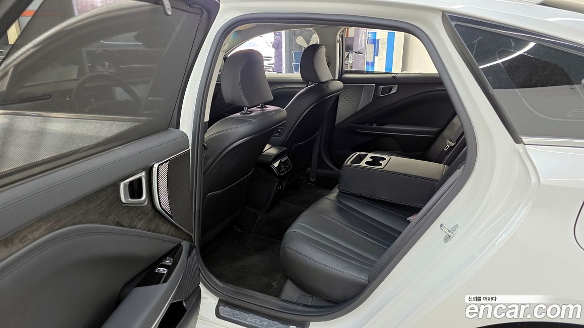 Kia K8 2024