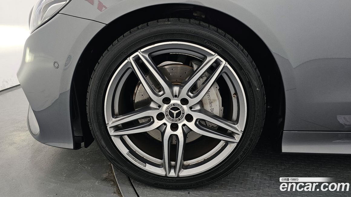 Mercedes-Benz E-Class 2019