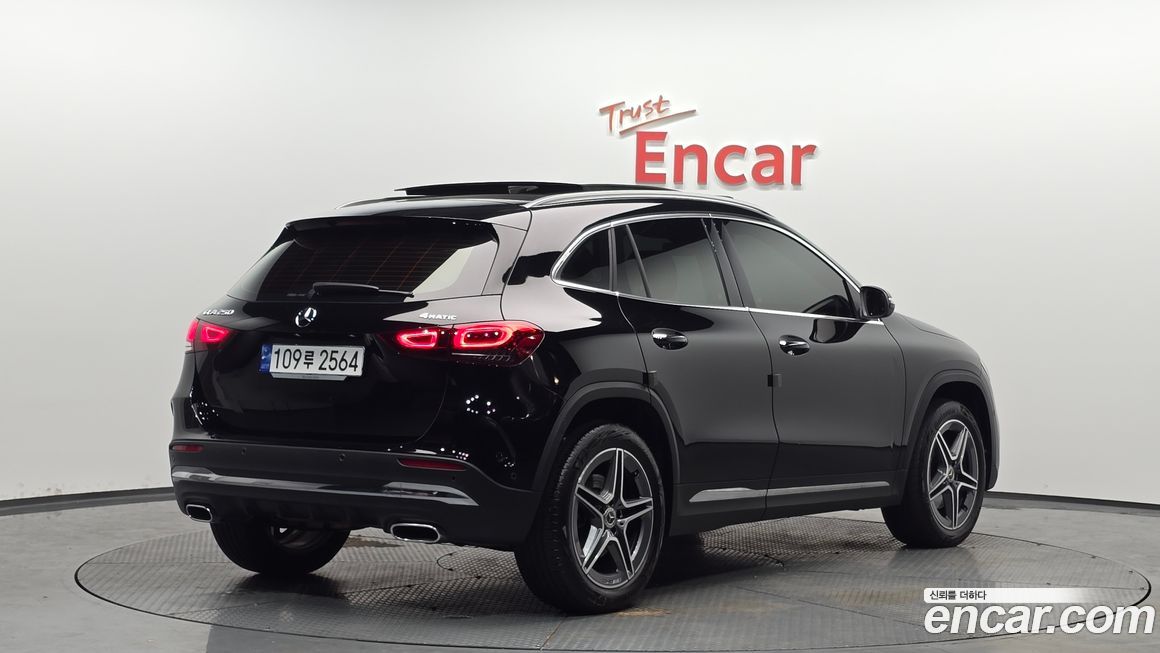 Mercedes-Benz GLA-Class 2023