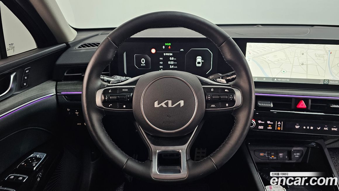 Kia K5 2025