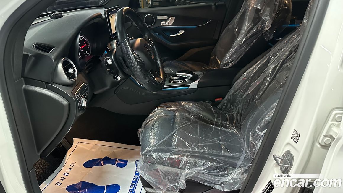 Mercedes-Benz GLC-Class 2019