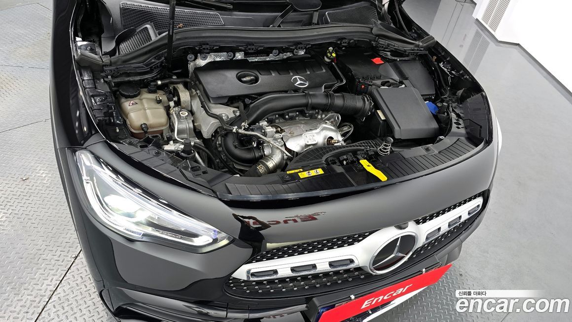 Mercedes-Benz GLA-Class 2023