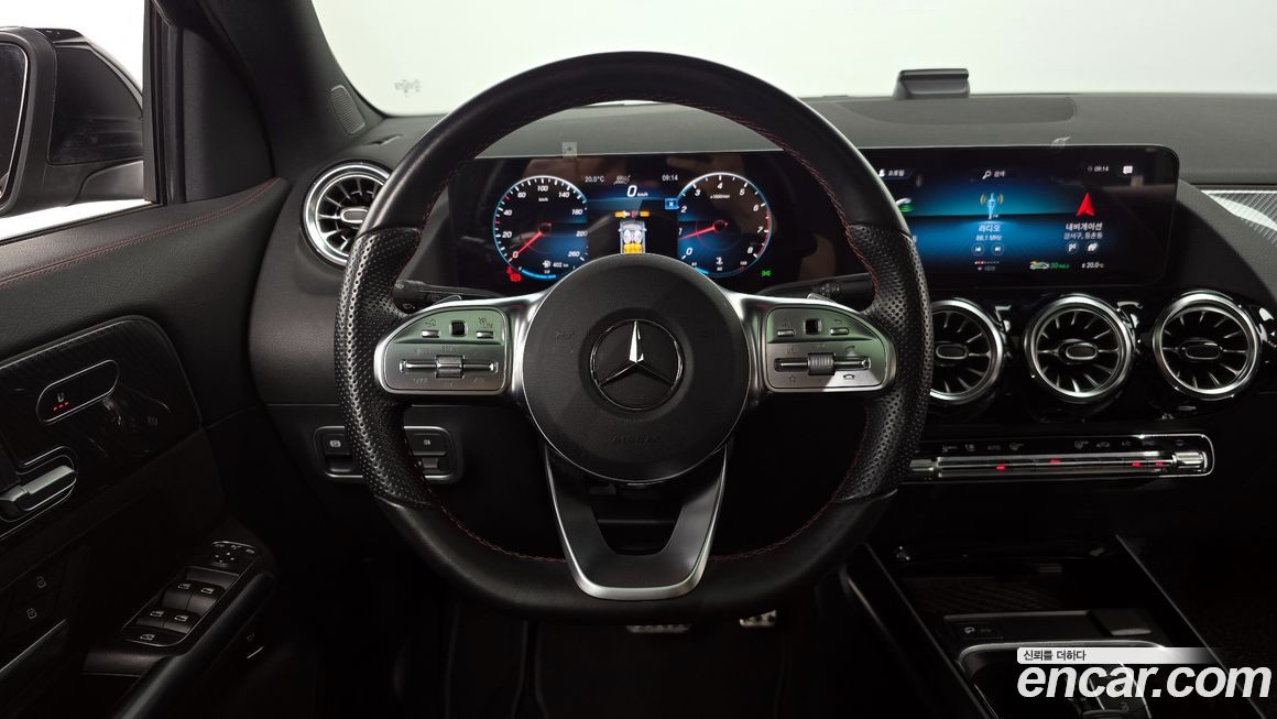 Mercedes-Benz GLA-Class 2023