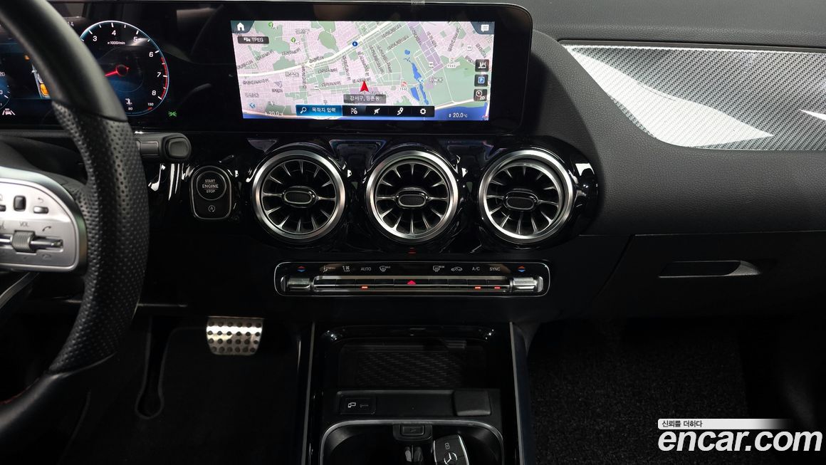 Mercedes-Benz GLA-Class 2023