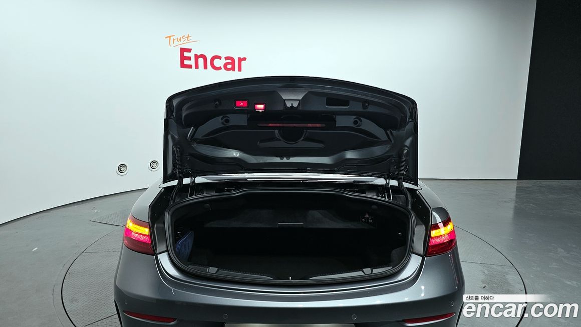 Mercedes-Benz E-Class 2019