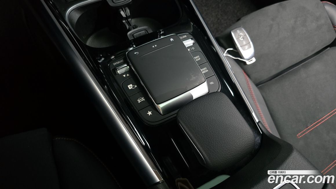 Mercedes-Benz GLA-Class 2023