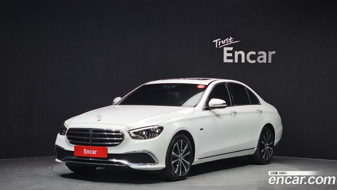 Mercedes-Benz E-Class 2021