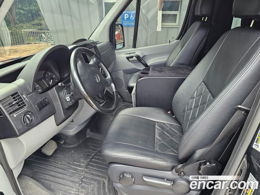 Mercedes-Benz Sprinter 2012