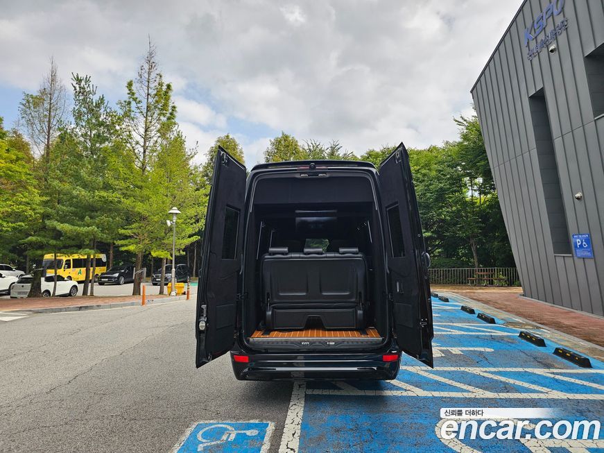 Mercedes-Benz Sprinter 2012