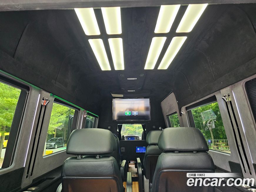 Mercedes-Benz Sprinter 2012