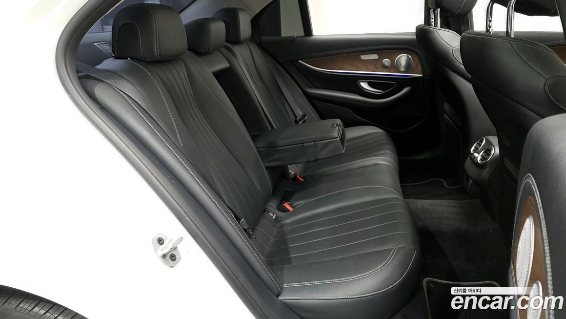 Mercedes-Benz E-Class 2019