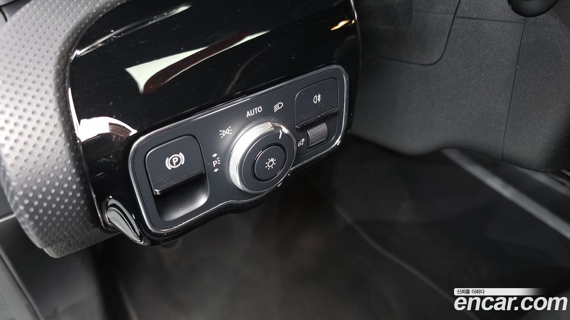 Mercedes-Benz CLA-Class 2023