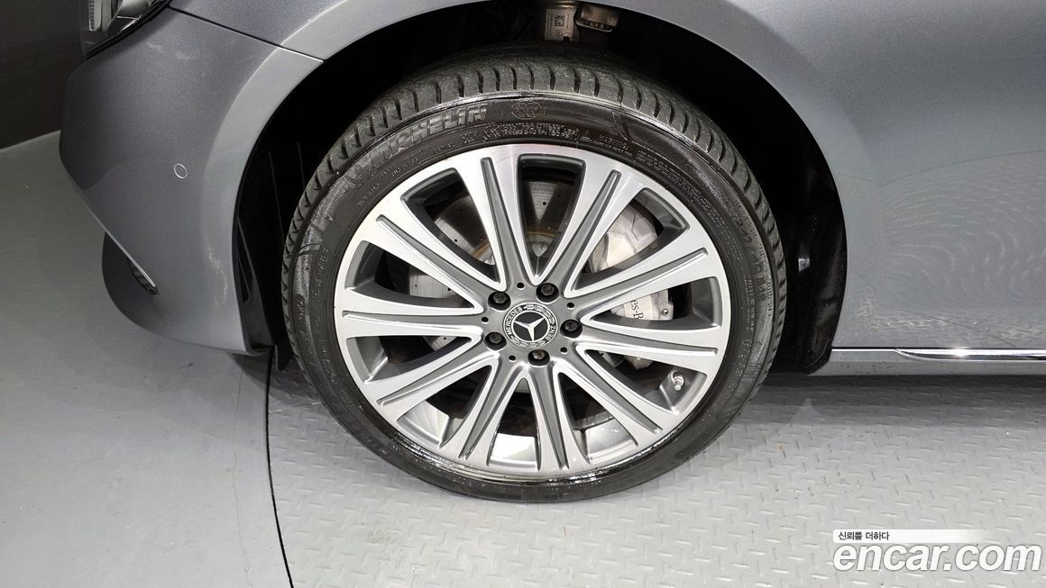 Mercedes-Benz E-Class 2020