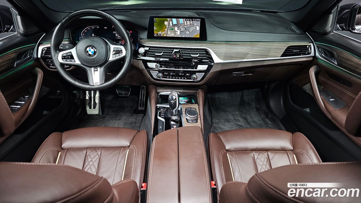 BMW 5-Series 2020