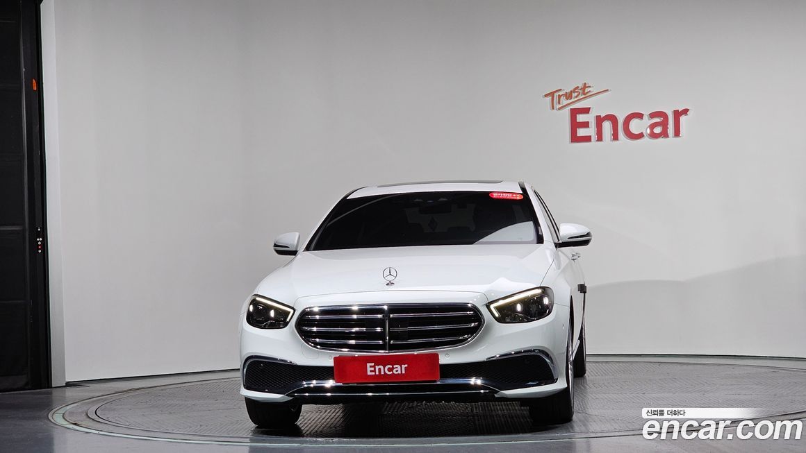 Mercedes-Benz E-Class 2021
