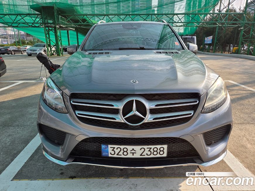 Mercedes-Benz GLE-Class 2017