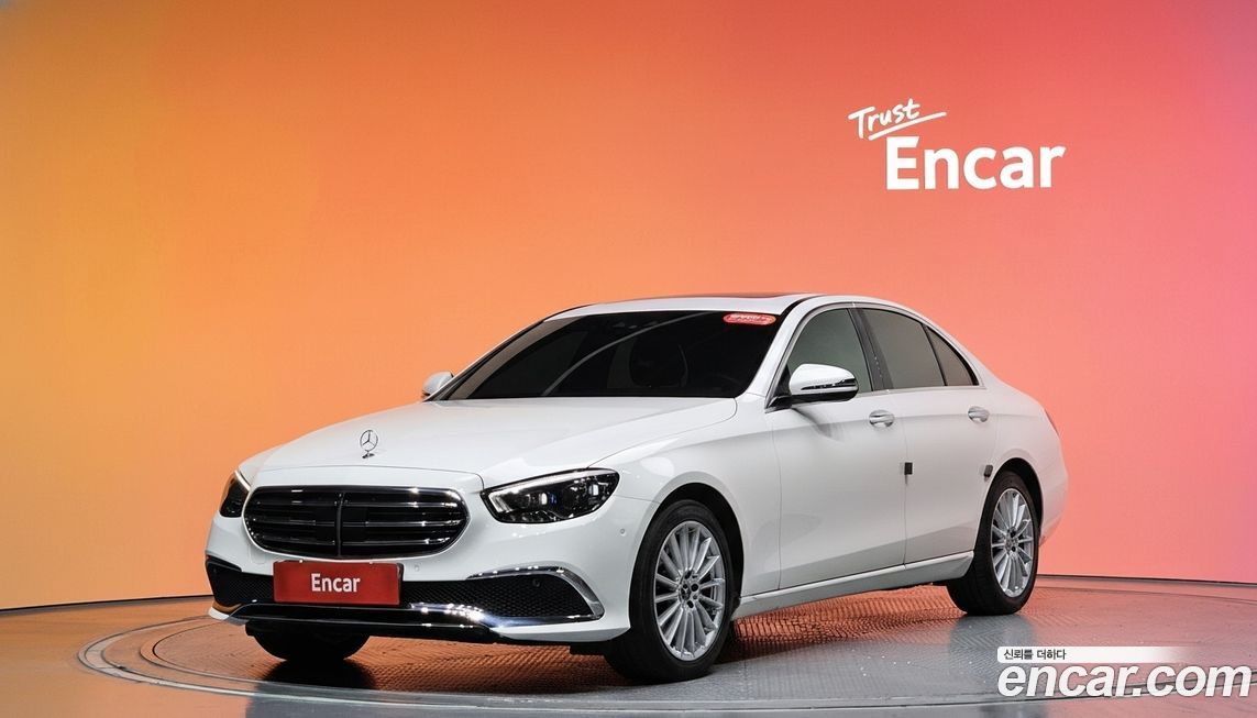 Mercedes-Benz E-Class 2021