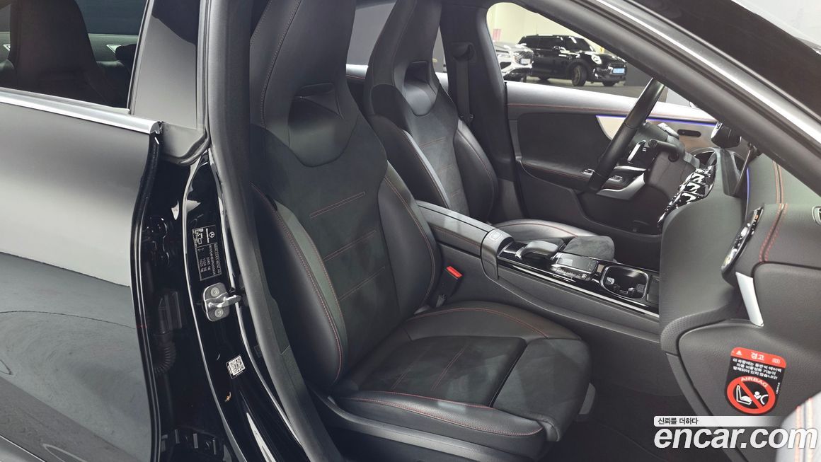 Mercedes-Benz CLA-Class 2023