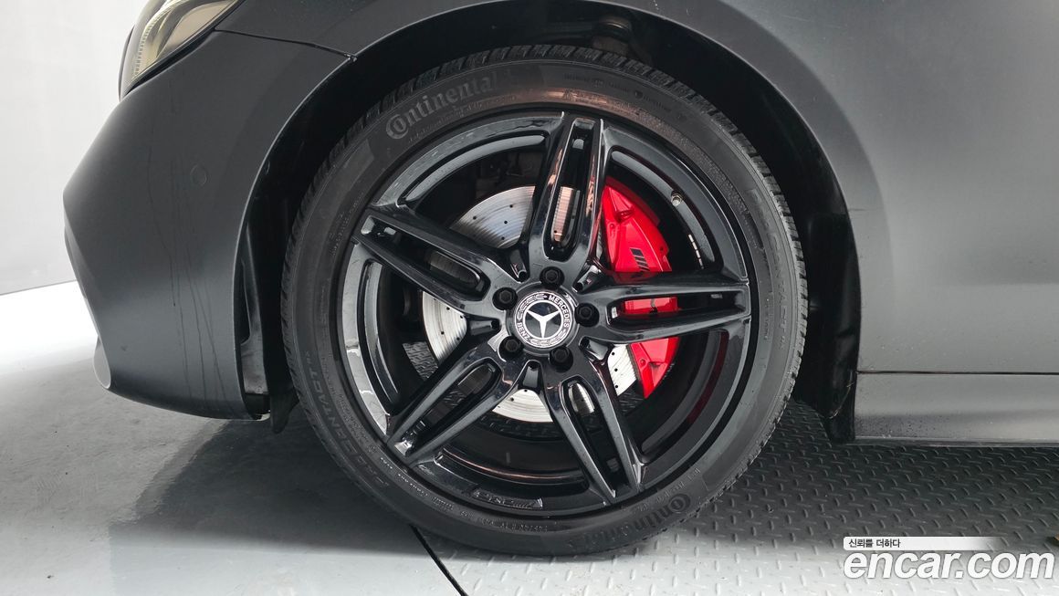 Mercedes-Benz E-Class 2019