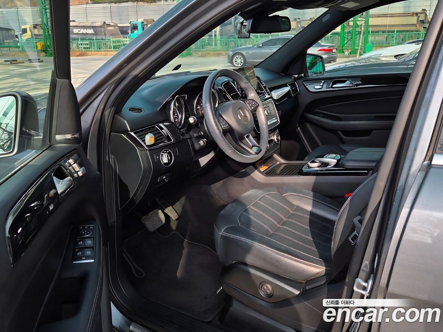 Mercedes-Benz GLE-Class 2017