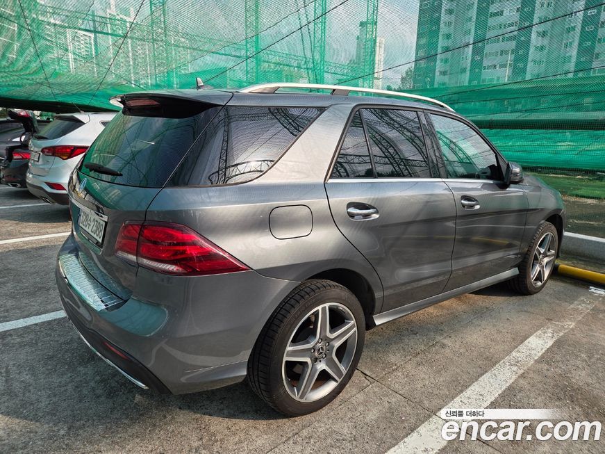 Mercedes-Benz GLE-Class 2017