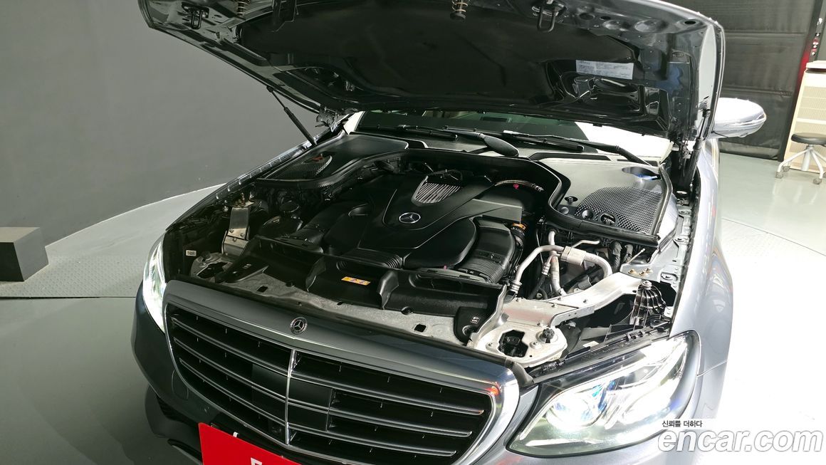 Mercedes-Benz E-Class 2020