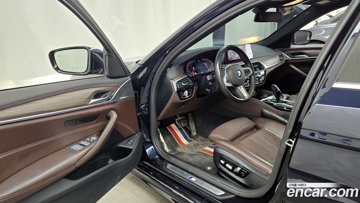 BMW 5-Series 2020