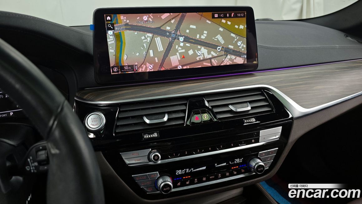 BMW 5-Series 2021